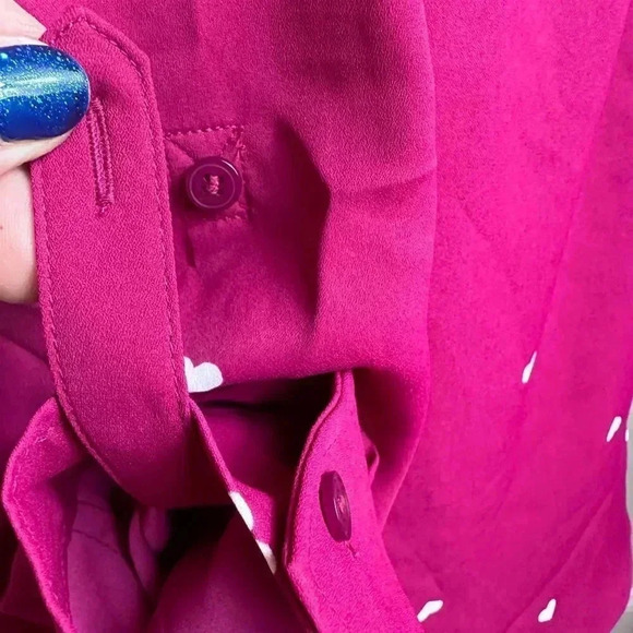 Talbots Women's Pink Heart Chiffon Long Sleeve Collared Button Down Blouse NWT - Picture 8 of 12